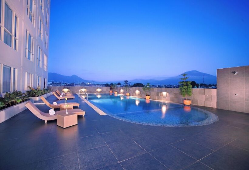 Fotos del hotel Atria  Malang:  14
