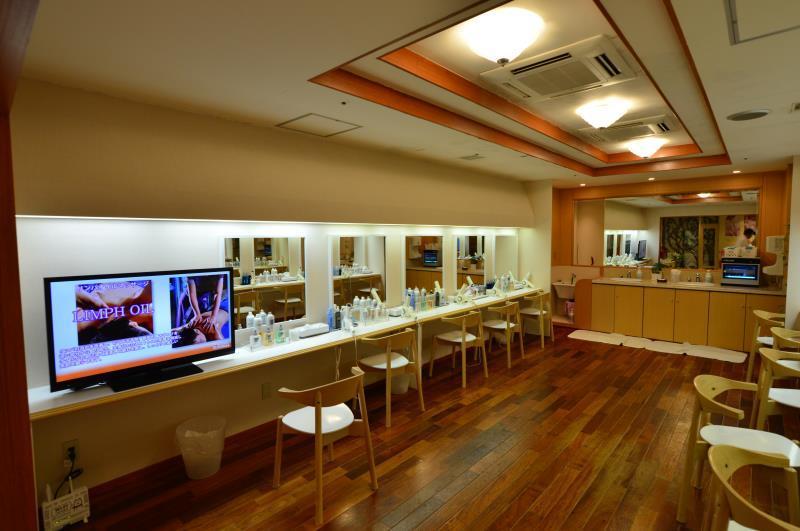 هتل کپسول Capsule Inn Osaka