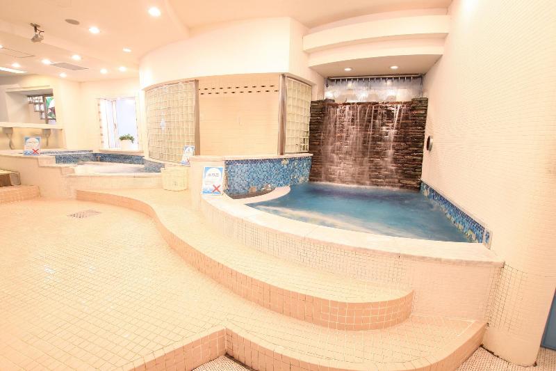هتل کپسول Capsule Inn Osaka
