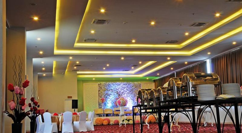 Fotos del hotel Fave Hyper Square:  5