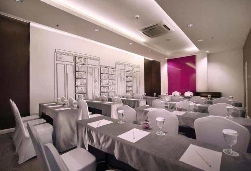 Fotos del hotel Fave Melawai:  22