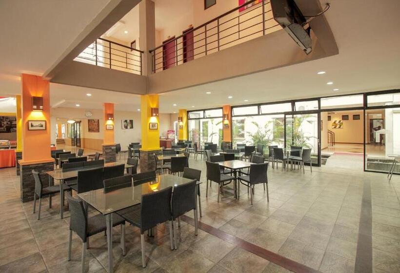 Fotos del hotel Grha Ciumbuleuit Guest House:  6