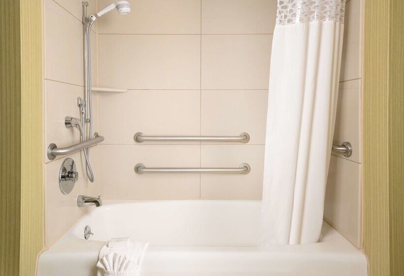 هتل Hampton Inn Kimball