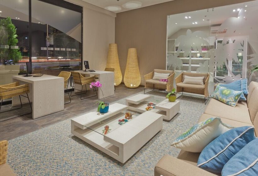 هتل Holiday Inn Express Yopal, An Ihg