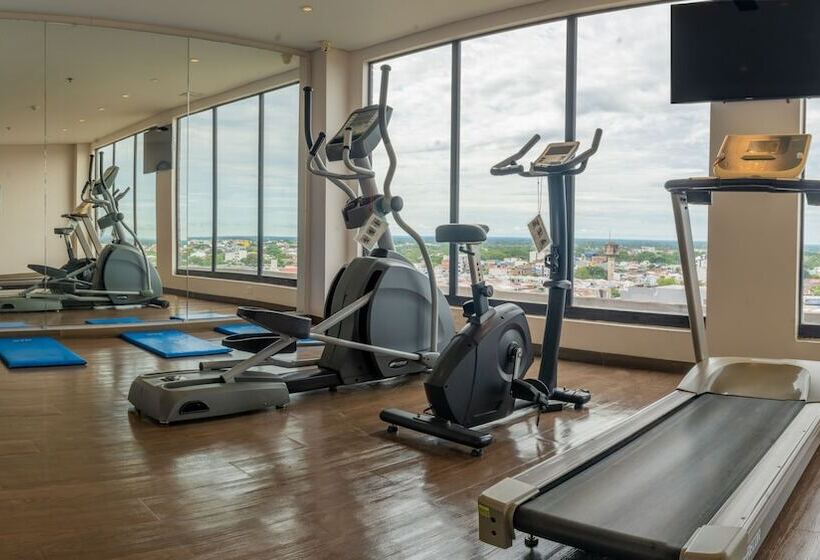 هتل Holiday Inn Express Yopal, An Ihg