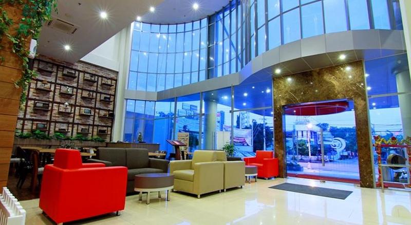 Fotos del hotel @hom Semarang Simpang Lima:  3