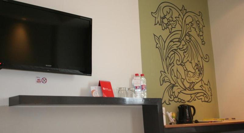 Fotos del hotel @hom Semarang Simpang Lima:  5