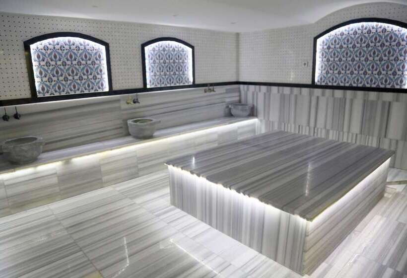 هتل Ramada By Wyndham Mersin