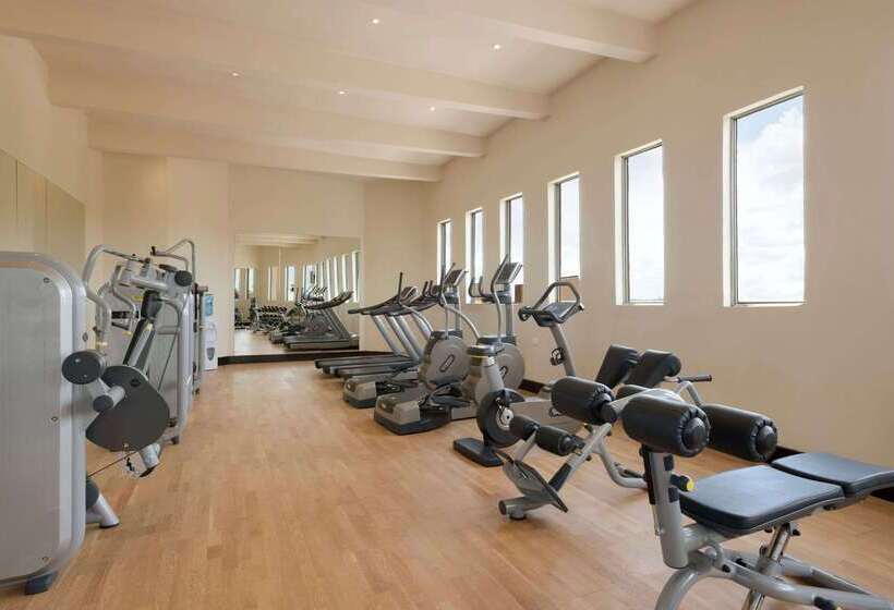 فندق Ramada Resort By Wyndham Dar Es Salaam