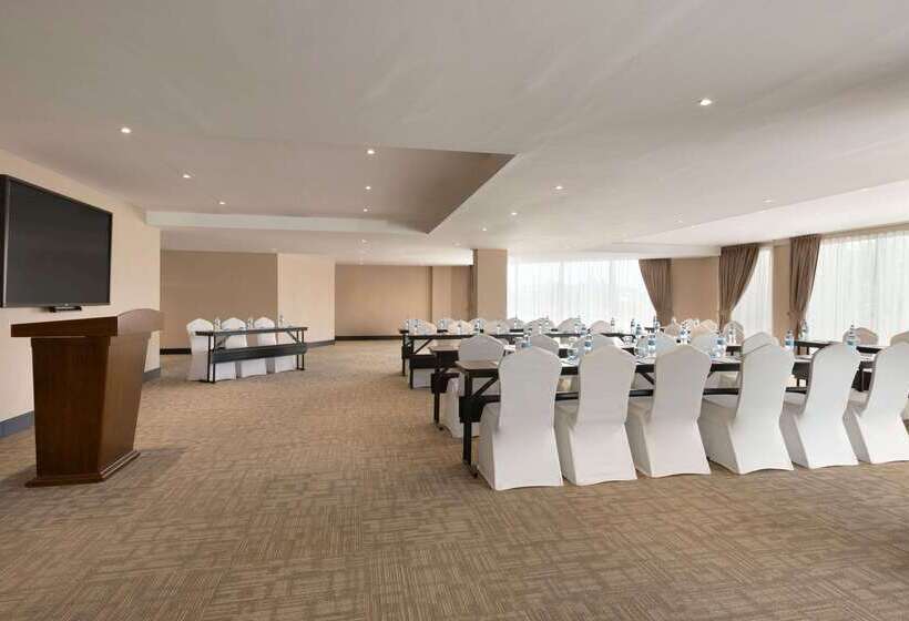 فندق Ramada Resort By Wyndham Dar Es Salaam