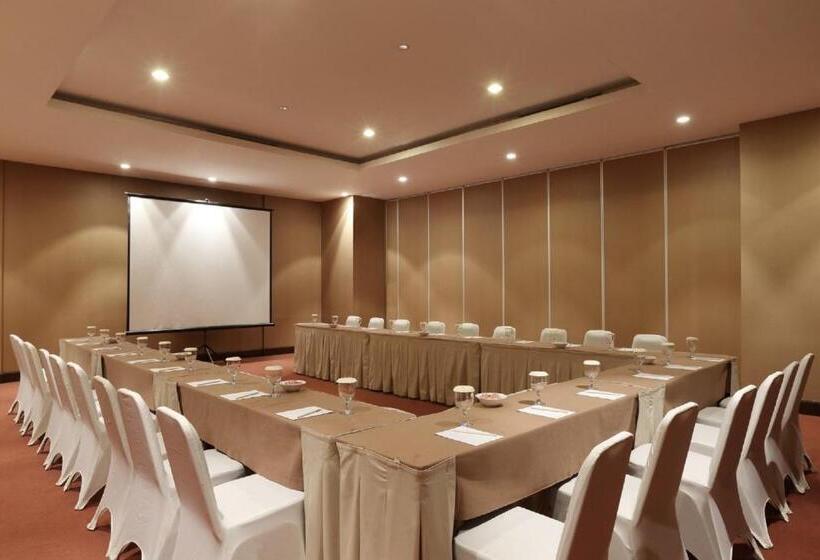 هتل Santika Premiere Bintaro