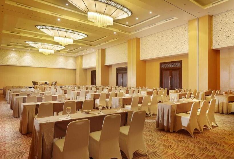 هتل Santika Premiere Bintaro