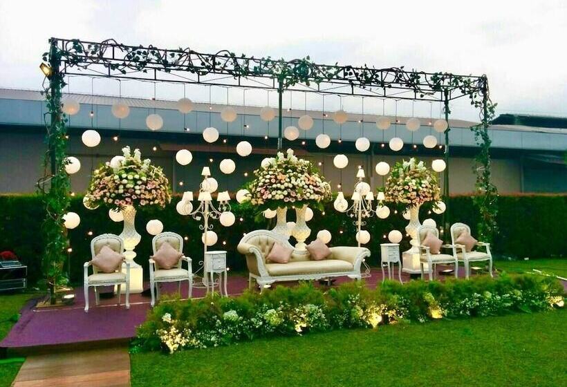 هتل Sentral Cawang