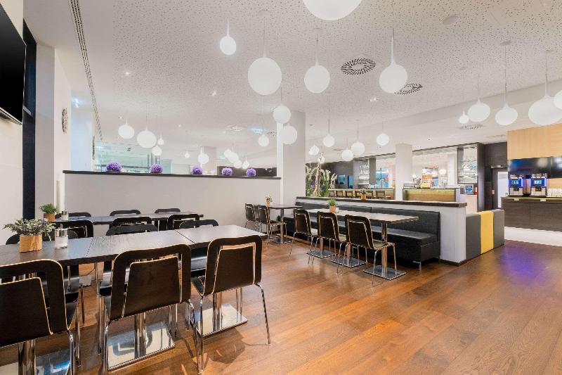 Fotos del hotel Star Inn  Premium Wien Hauptbahnhof, By Quality:  15