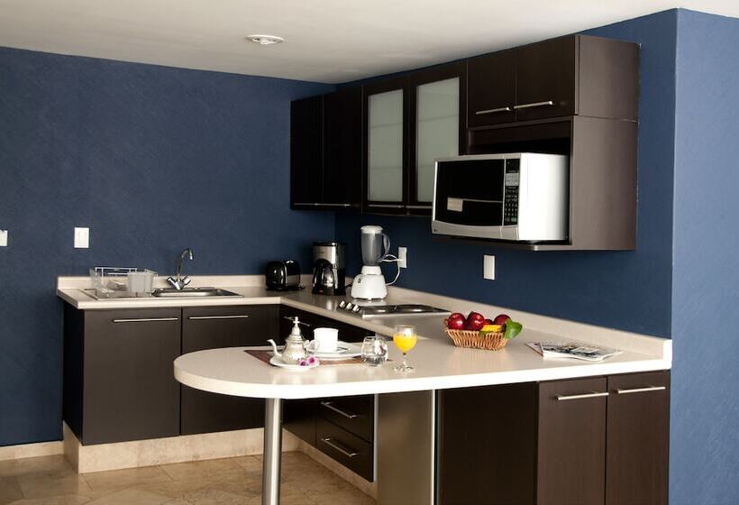 هتل Suites Berna 12