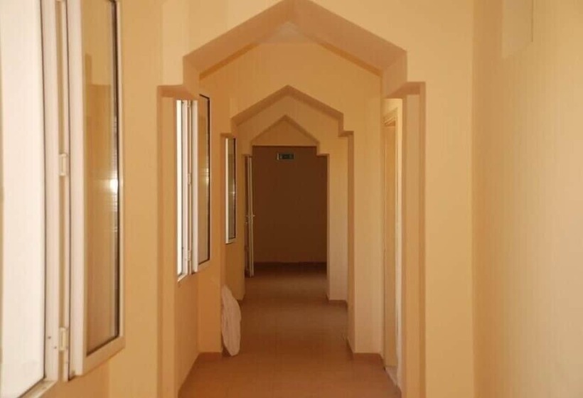 هتل Tenda