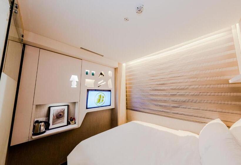 D Nova Hotel Bugis