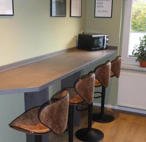 ペンション Gästezimmer In Einer Ferienwohnung Thiele In Roßwein