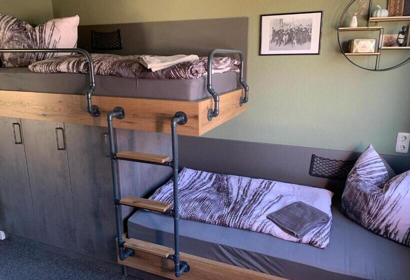Пансион Gästezimmer In Einer Ferienwohnung Thiele In Roßwein
