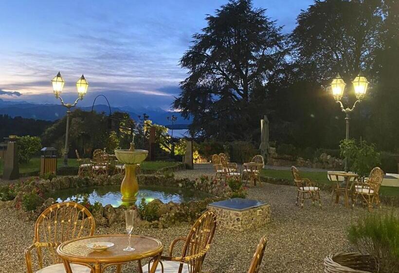 تختخواب و صبحانه Villa Ghiringhelli