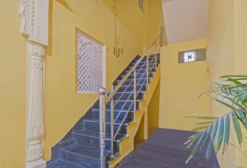 Flagship Hotel Raj Baag