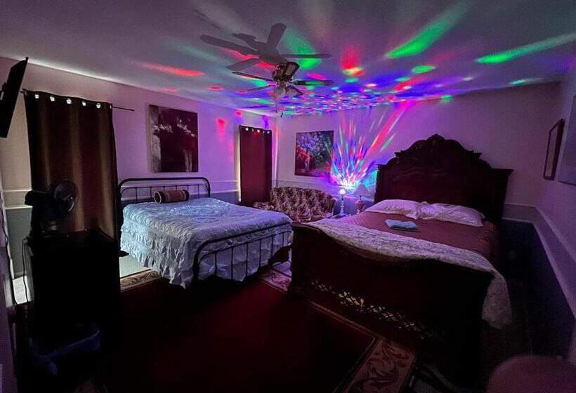 تختخواب و صبحانه Comfy Sleep With Breakfast