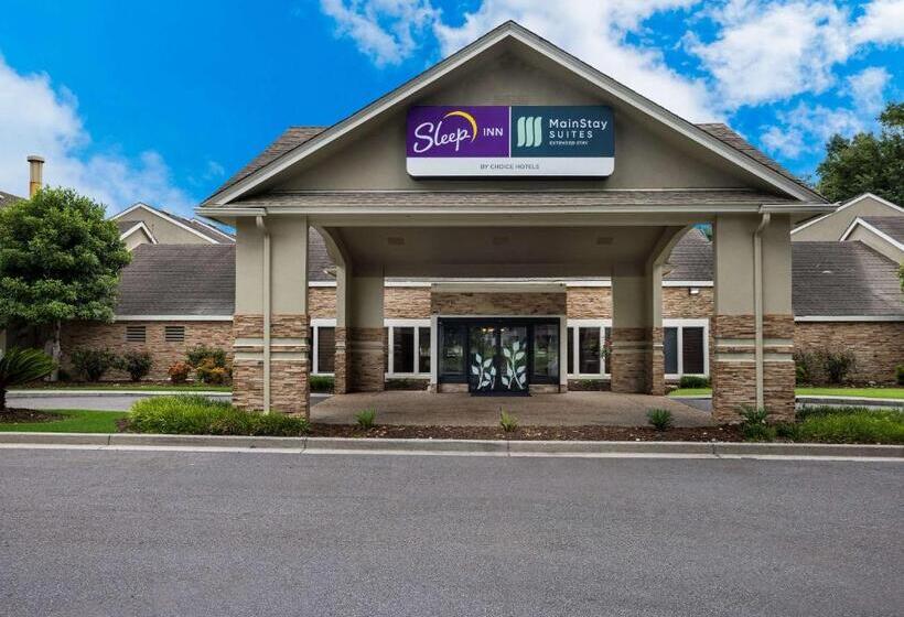 هتل Mainstay Suites Savannah Midtown