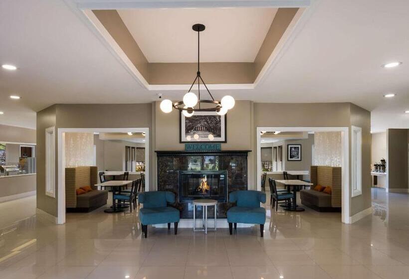 هتل Mainstay Suites Savannah Midtown