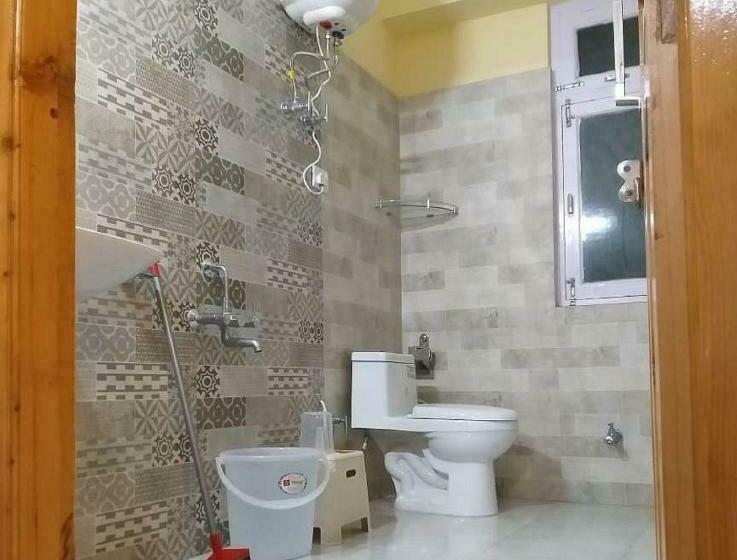 Bed and Breakfast Monal Residency By Stayapart