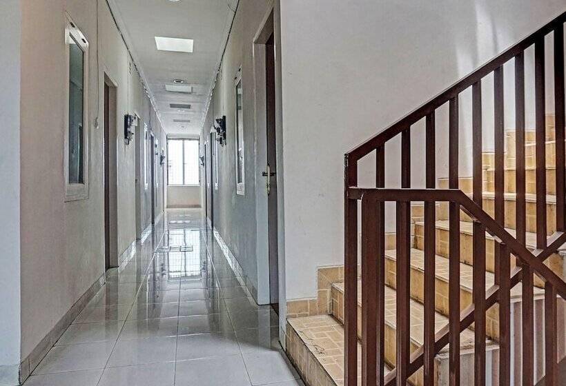 هتل Oyo 91849 Karawaci Taman Permata 5