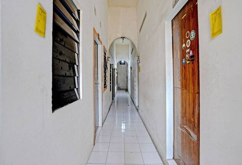 هتل Spot On 91891 B41m Residence Syariah
