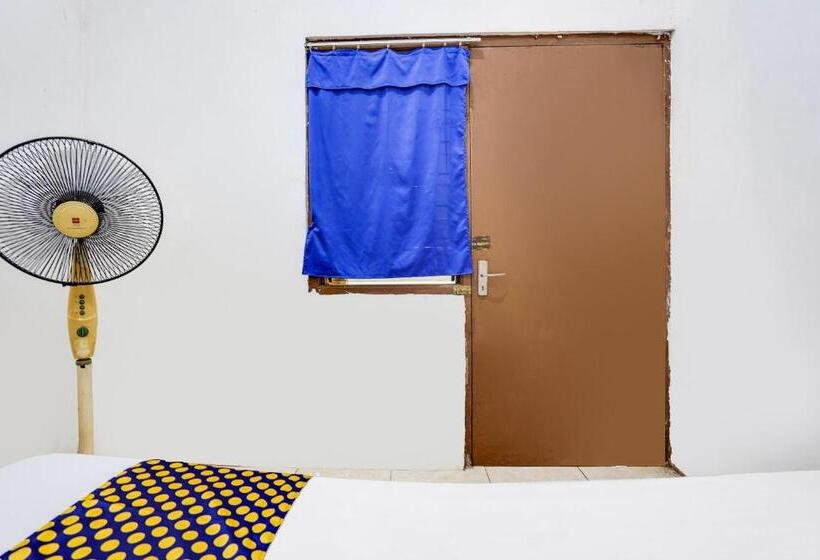 هتل Spot On 91893 Kost Jeje Syariah