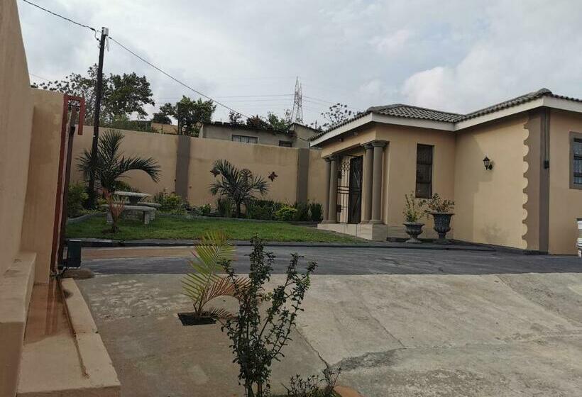 펜션 Joyous Guest House