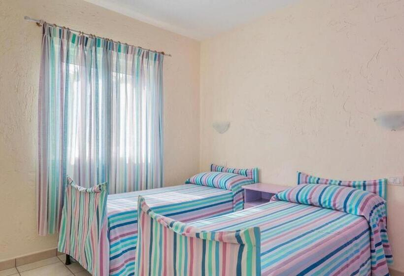 Residence A Golfo Di Marinella A 450 Mt Dal Mare
