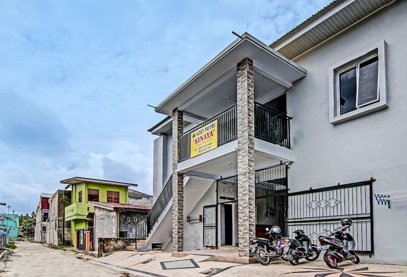 هتل Spot On 91847 Rumah Singgah Kinaya Syariah