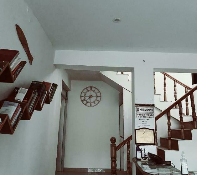 Отель Zikzik Holidays