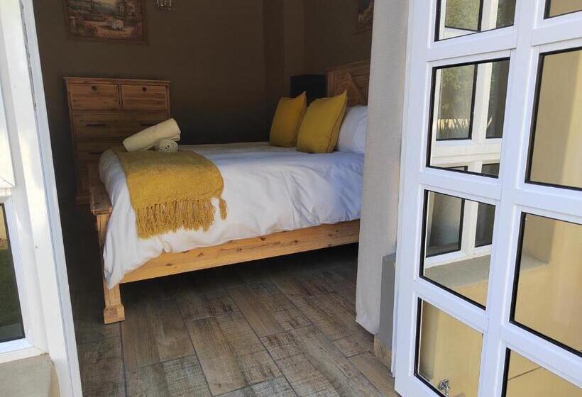 پانسیون Crayfish Creek Guest House