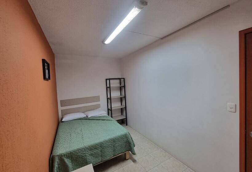 پانسیون Residencia Ximatario