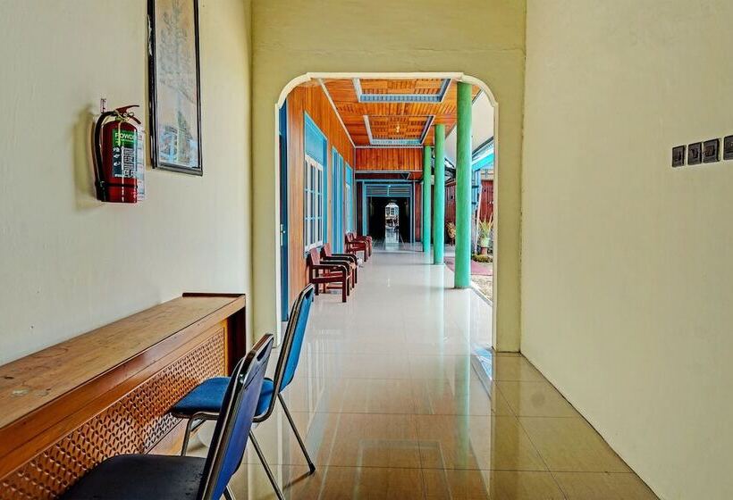 Capital O 91806 Hotel Batu Suli