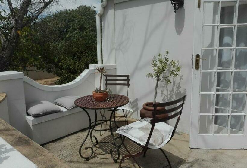 پانسیون Honey Moon Cottage