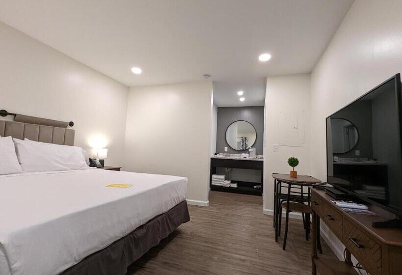 The Honey Bee Motel