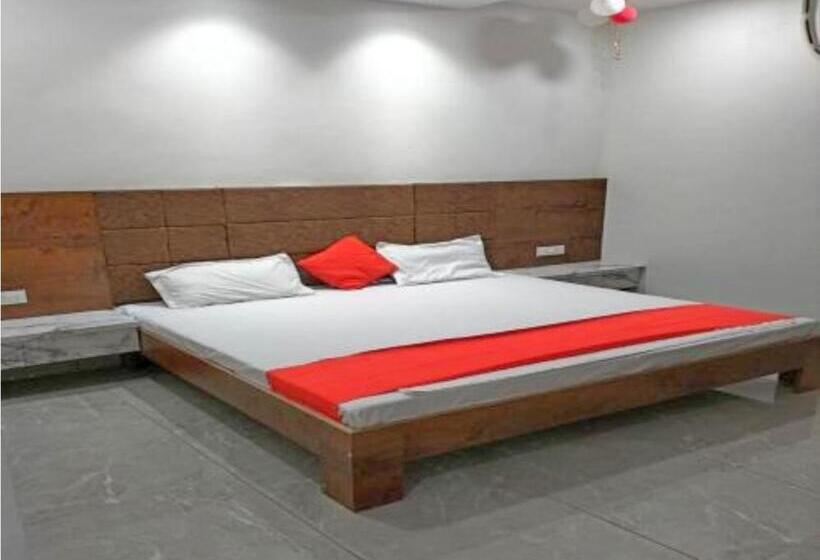 Отель Delight Inn, Amritsar