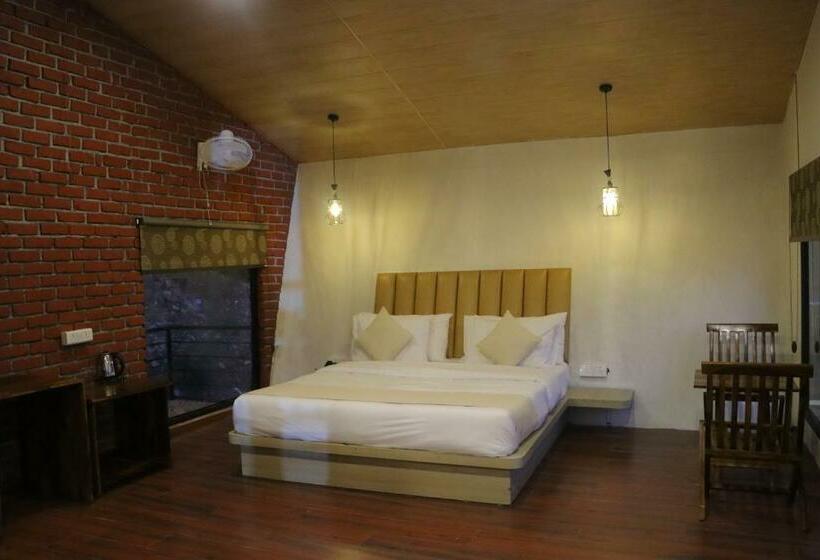 בית מלון כפרי Tatvam Resort