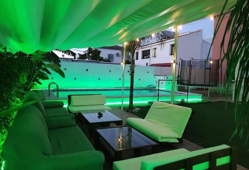 펜션 Apartamento Privado Con Piscina Y Jardin Compartidos