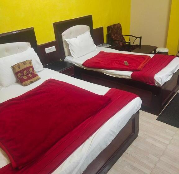 پانسیون Mystique Inn Ooty