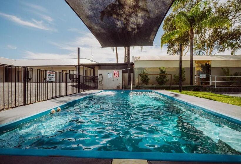 Artesian Spa Motel