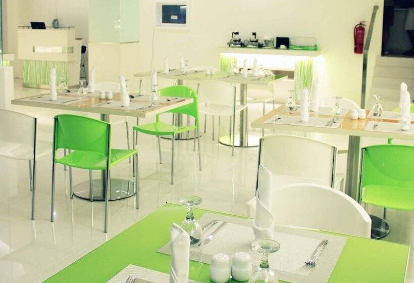 هتل Everbright Ambon