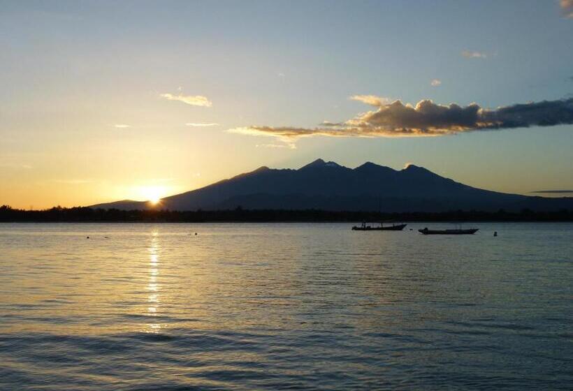 هتل Gili Palms Resort