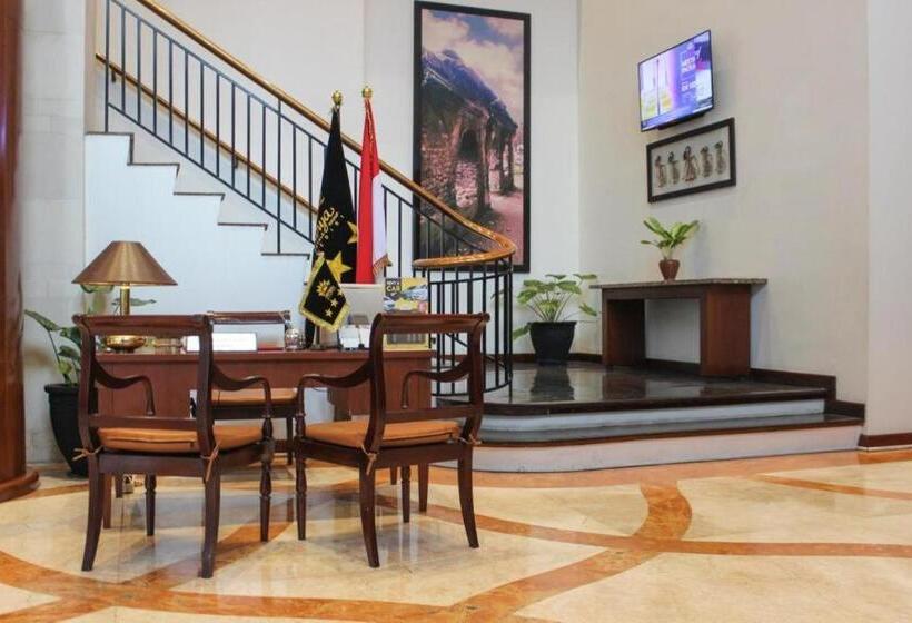 Grand Surya Hotel Kediri