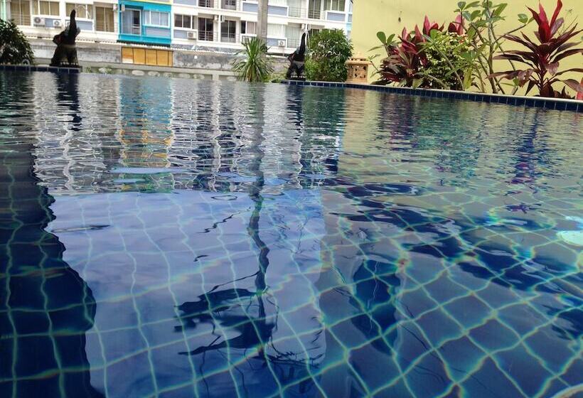Fotos del hotel Green Harbor  & Service Apartment:  10